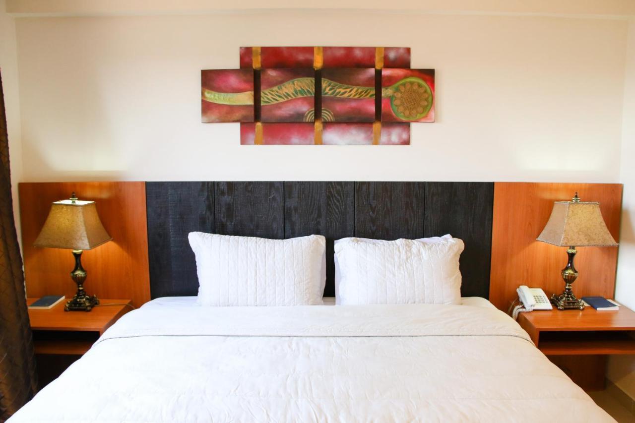Olimpo Hotel & Suites Itauguá Eksteriør billede