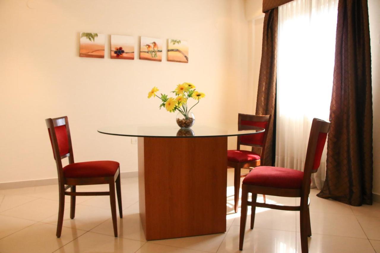Olimpo Hotel & Suites Itauguá Eksteriør billede